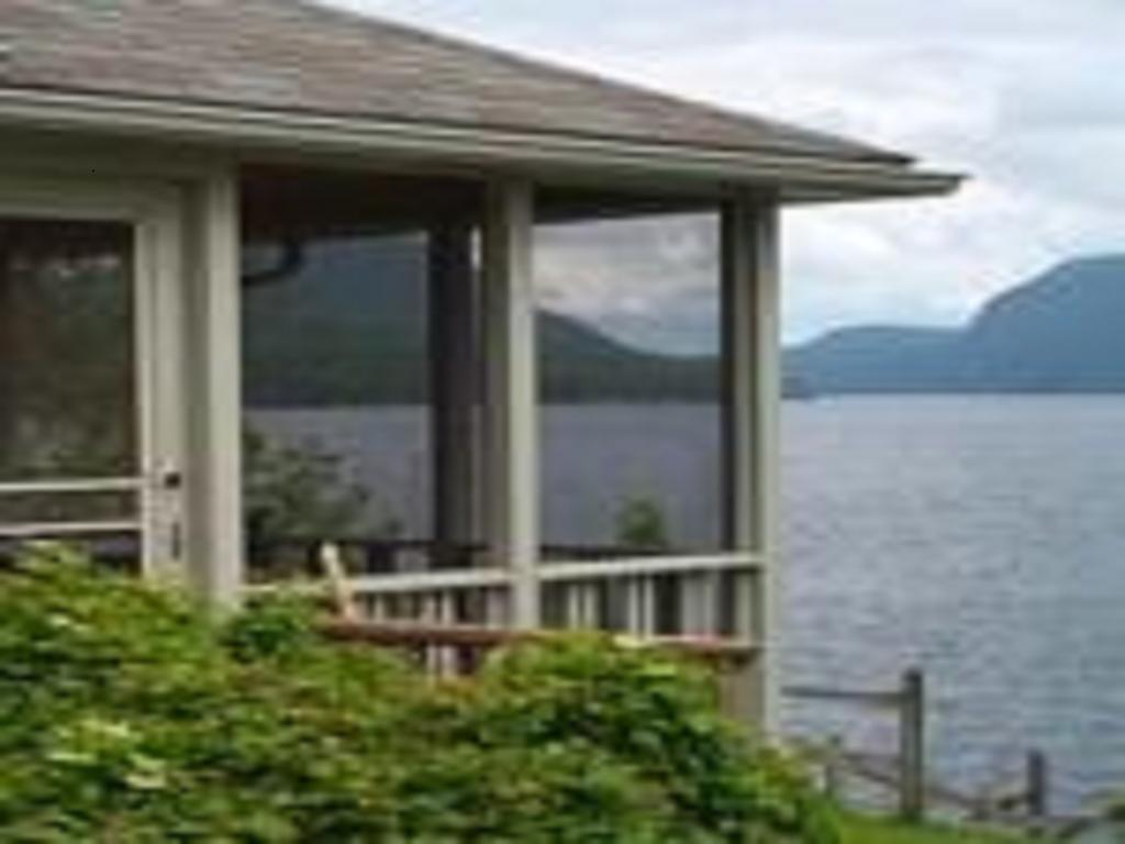 Willoughvale Inn Westmore Newport Exteriör bild